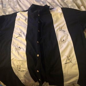 Bottom down short sleeve shirt